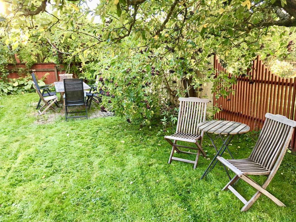 Bed and Breakfast 27Ans Nattlogi Vadstena Exterior foto